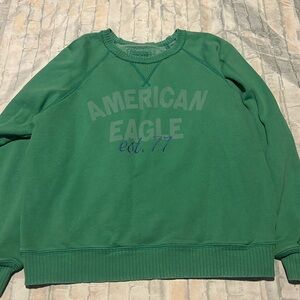 American Eagle green pullover